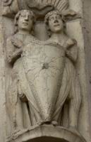 Chartres, Cathedrale, Statue, Hommes et bouclier